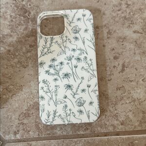 Barley used ! Floral Print White iPhone 15/16 Case - Slim Protective Cover